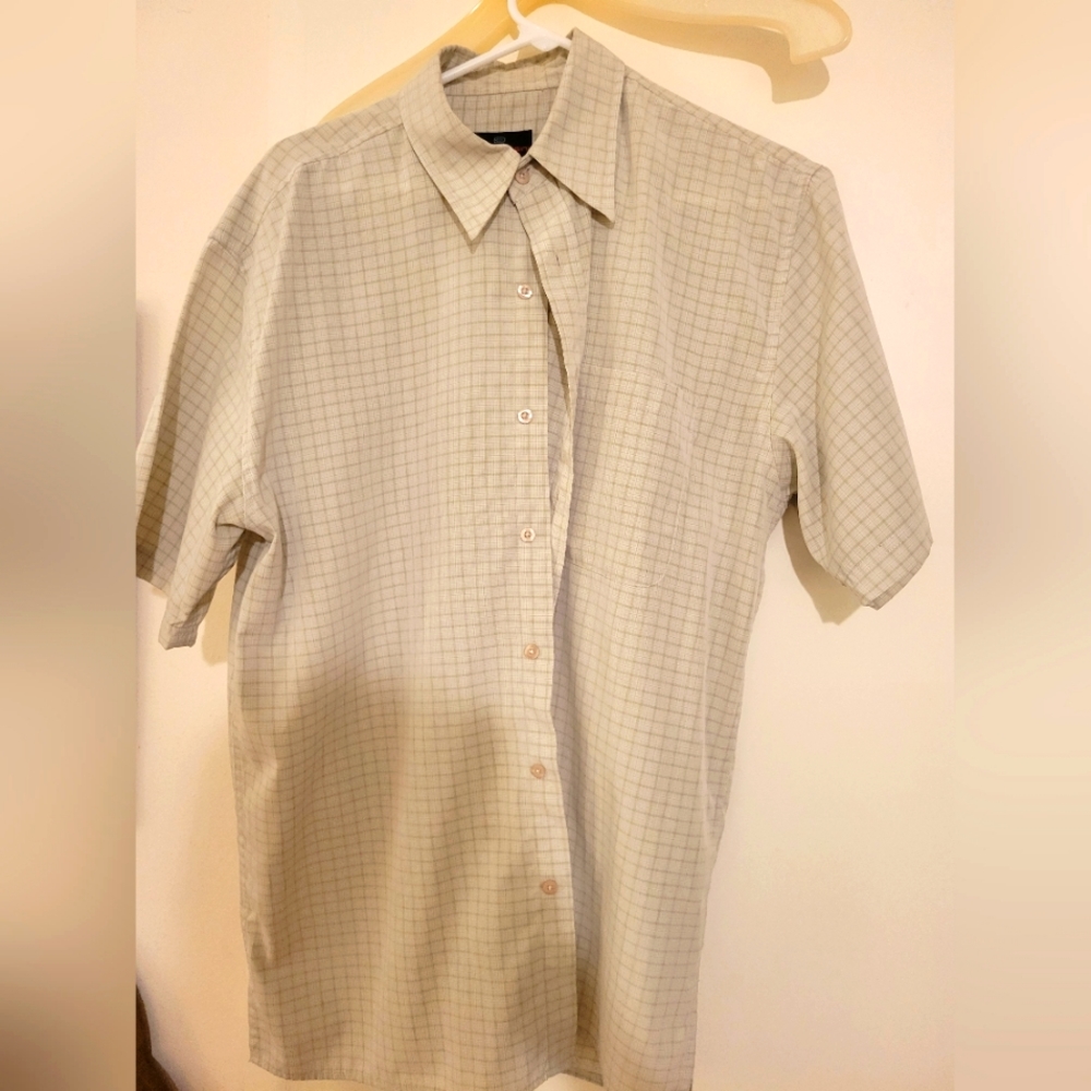 Olec cassini Short Sleeve Button Up Shirt, Large, Taupe Color